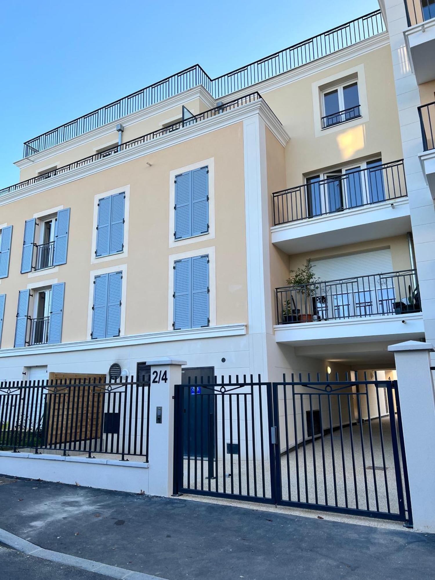 Elegant Appartement Minimaliste Entre Paris Et Disney Noisy-le-Grand Kültér fotó