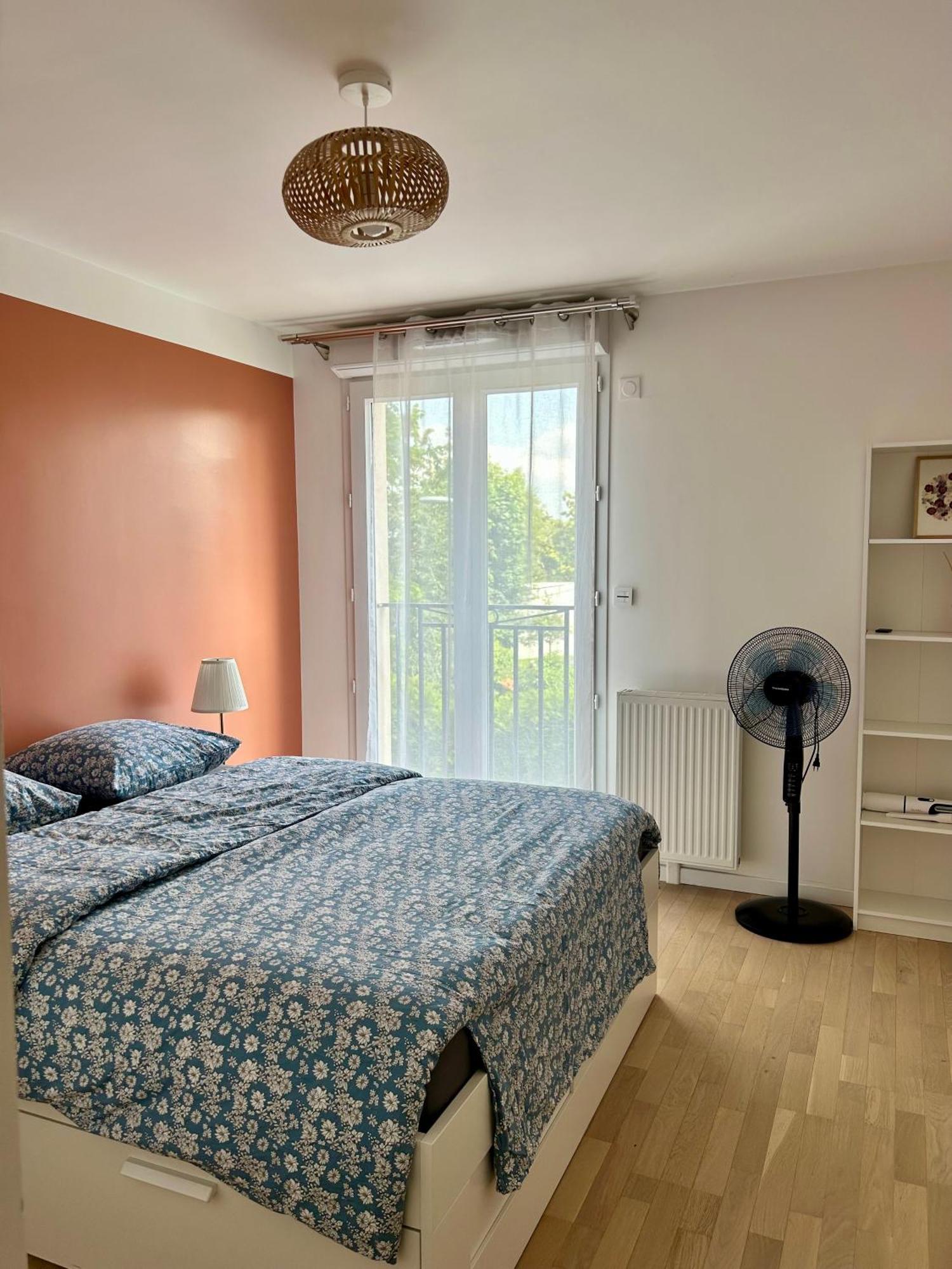 Elegant Appartement Minimaliste Entre Paris Et Disney Noisy-le-Grand Kültér fotó